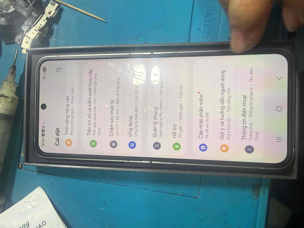 Samsung Galaxy Z Flip7 FE 128GB Trắng Mới. Mua bán Điện thoại tại Quận Bình Thạnh Tp Hồ Chí Minh được đăng bởi Trường hình 1
