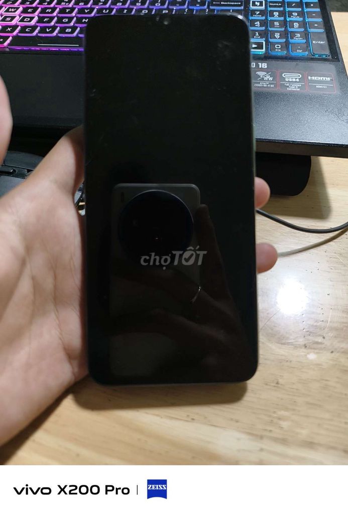Realme 6i Xanh nứt màn nhẹ. Mua bán Điện thoại tại Thành phố Dĩ An Bình Dương được đăng bởi Mai Việt Hùng hình 1