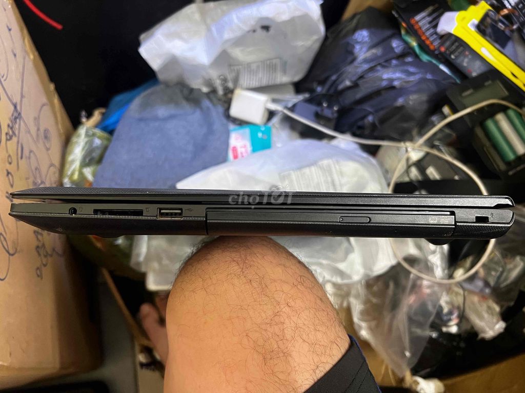 Laptop Lenovo như ảnh còn rất đẹp !!!