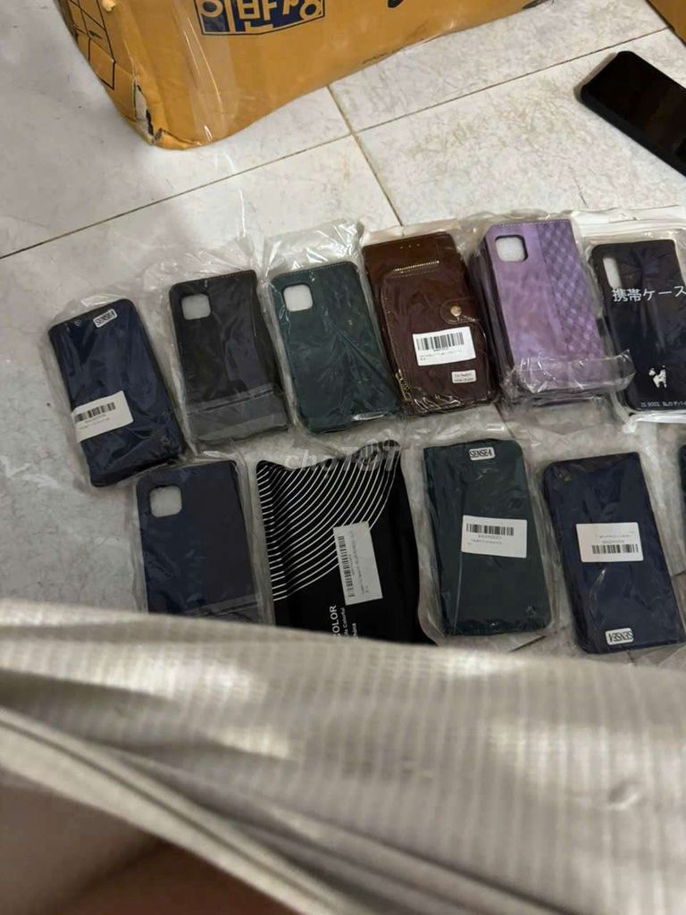 Ốp lưng điện thoại nhiều mẫu. Mua bán Phụ kiện (Màn hình, Chuột...) tại Quận Ninh Kiều Cần Thơ được đăng bởi Hồng quang hình 1