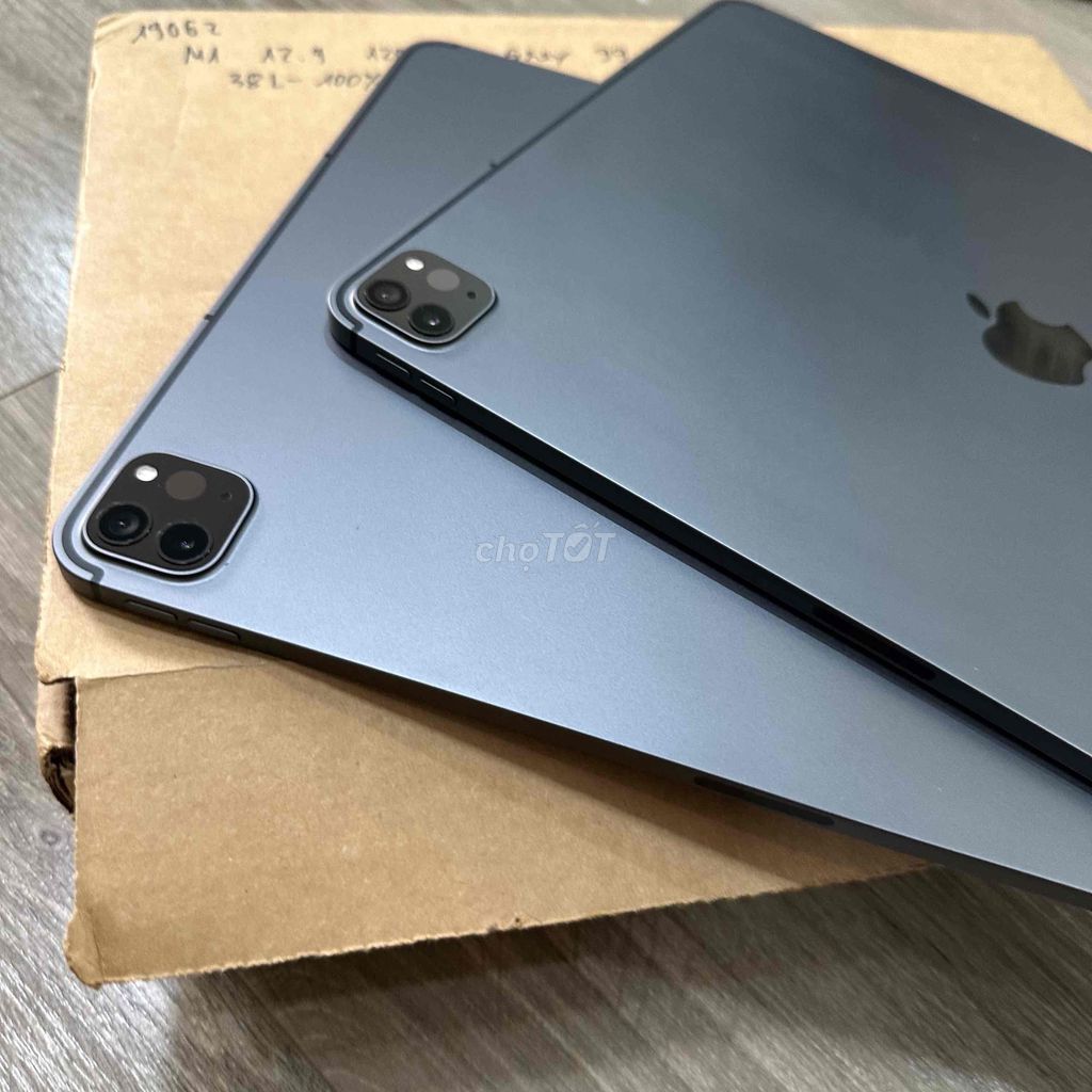 iPad Pro 12.9" m1 256 5G màu Grey đẹp 99%