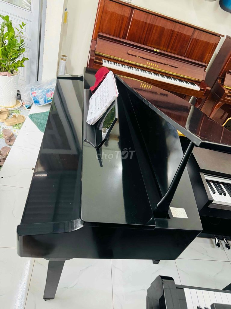 passs nhanh piano kiểu grand baby nhỏ xinh