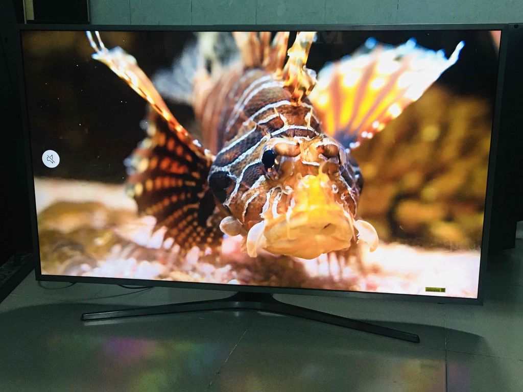 Smart Tivi Samsung 4K UA43MU6400 đẹp ko tỳ vết