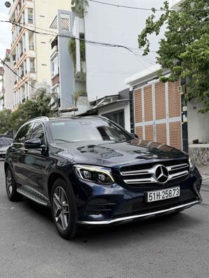 Mercedes GLC300 4Matic Model 2020  Xanh đen