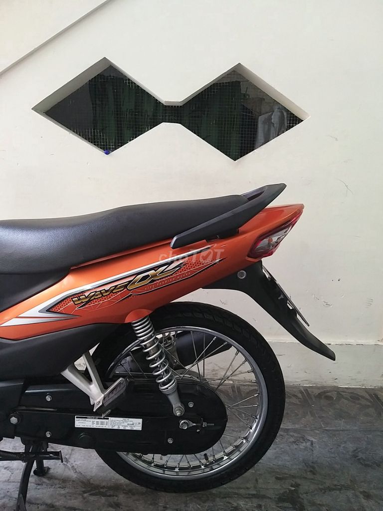 0393873666 - Wave A 110cc cam đen, đi hơn 8000km, đẹp như mới