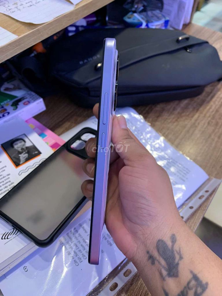 Xiaomi Redmi Note 14 Tím Đã sử dụng. Mua bán Điện thoại tại Quận Hai Bà Trưng Hà Nội được đăng bởi Nguyễn Long hình 1