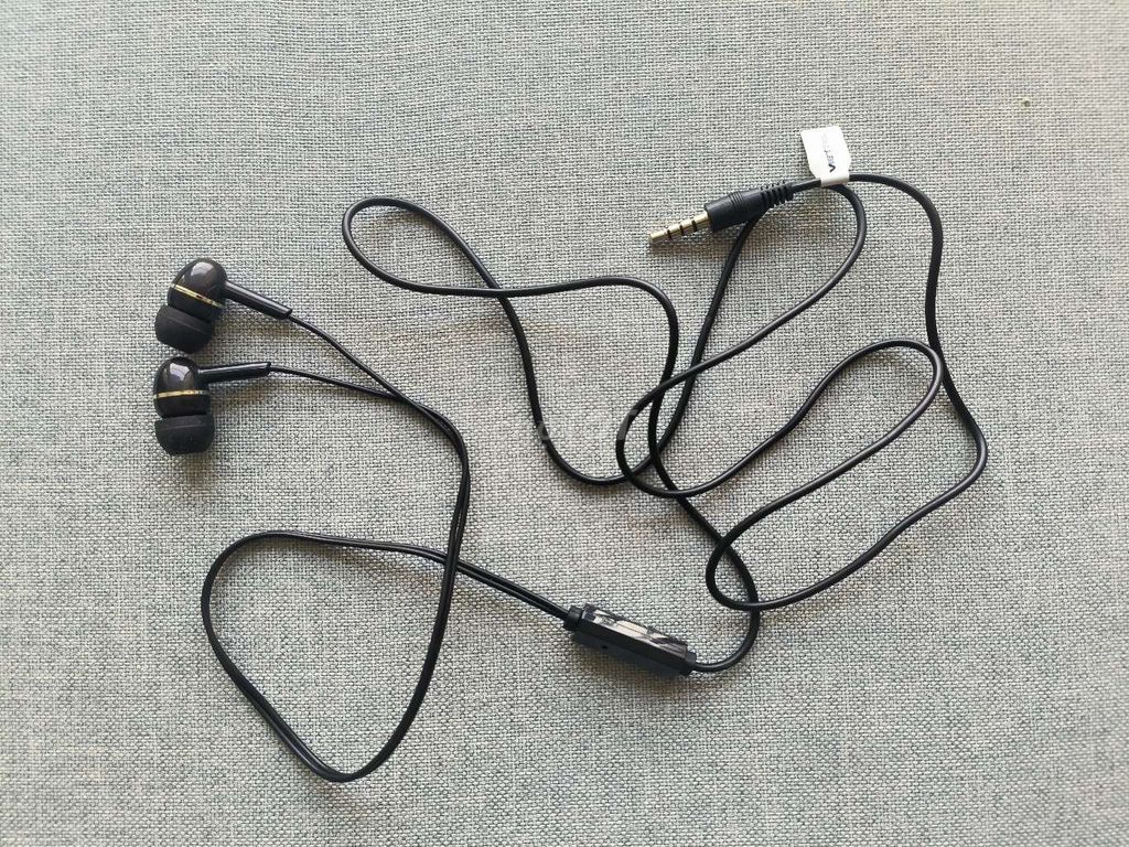 Tai nghe có dây Viettel jack 3.5mm zin bóc máy. Mua bán Tivi, Âm thanh tại Quận Tân Phú Tp Hồ Chí Minh được đăng bởi Mint hình 1