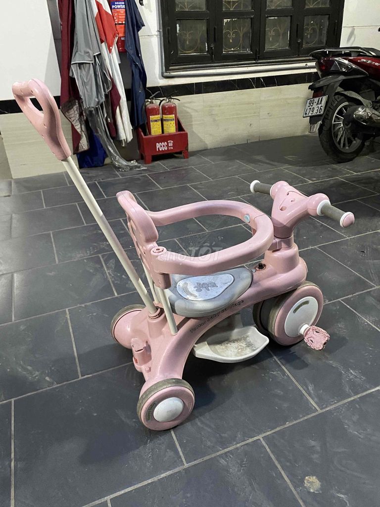 Xe đạp 3 bánh Hồng đã sử dụng cho bé. Mua bán Mẹ và bé tại Quận Cầu Giấy Hà Nội được đăng bởi Nguyễn nam hình 1