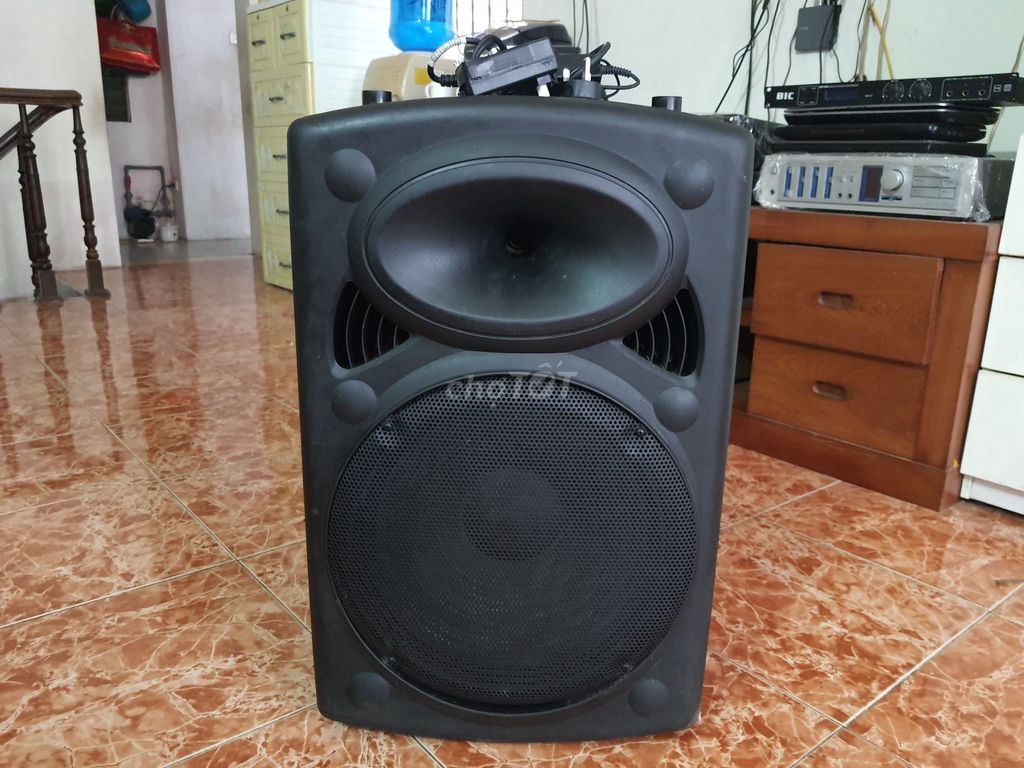 Thanh lý loa kéo bass 38, nghe jay. Mua bán Tivi, Âm thanh tại Quận Thanh Xuân Hà Nội được đăng bởi Hong Thang hình 1