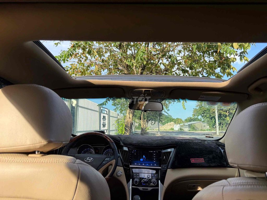 Hyundai Sonata 2011 2.0 AT - 158000 km. Mua bán Ô tô tại Huyện Trảng Bom Đồng Nai được đăng bởi nguyên thành trung hình 6