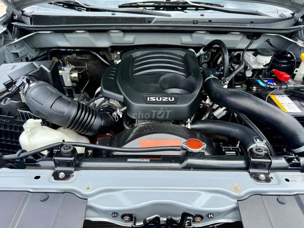 🆘🆘🆘MU_X 1.9Turbo 10/2019 Số Sàn Máy Dầu Nhập Thái. Mua bán Ô tô tại Huyện Bình Chánh Tp Hồ Chí Minh được đăng bởi Ôtô Nhiệm Nguyễn hình 16