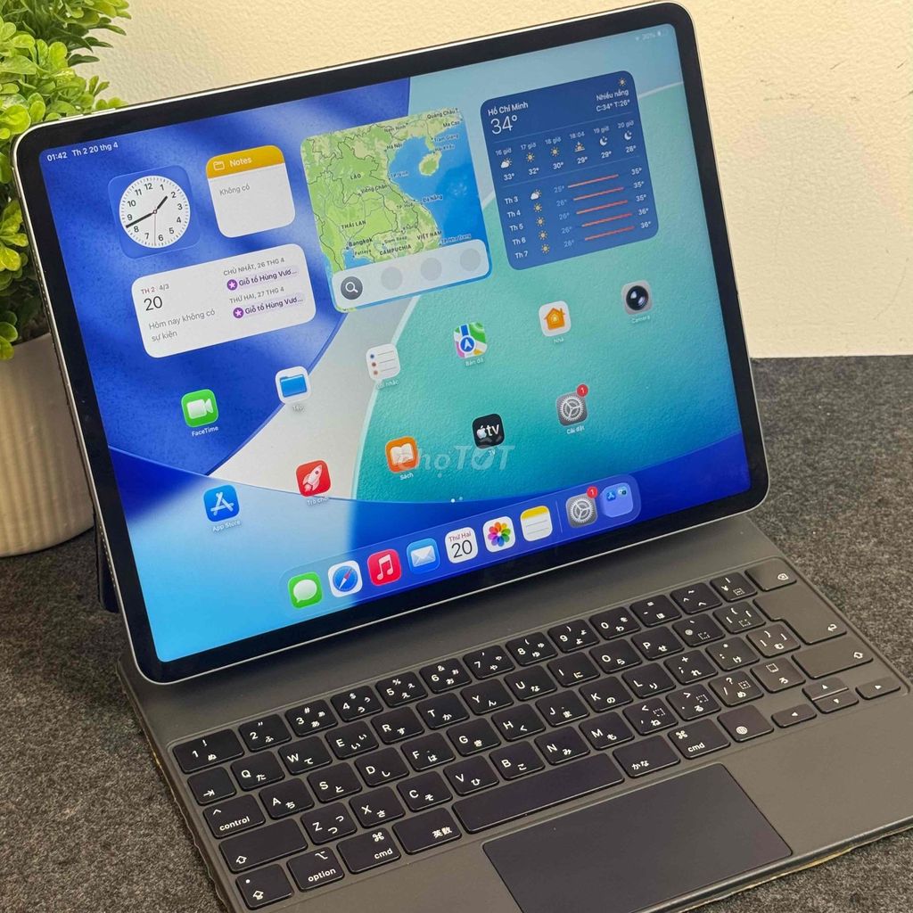 Combo iPad Pro 12.9 M2 256Gb kèm Magic keyboard. Mua bán Máy tính bảng tại Quận 10 Tp Hồ Chí Minh được đăng bởi Phạm Anh Tuấn hình 1