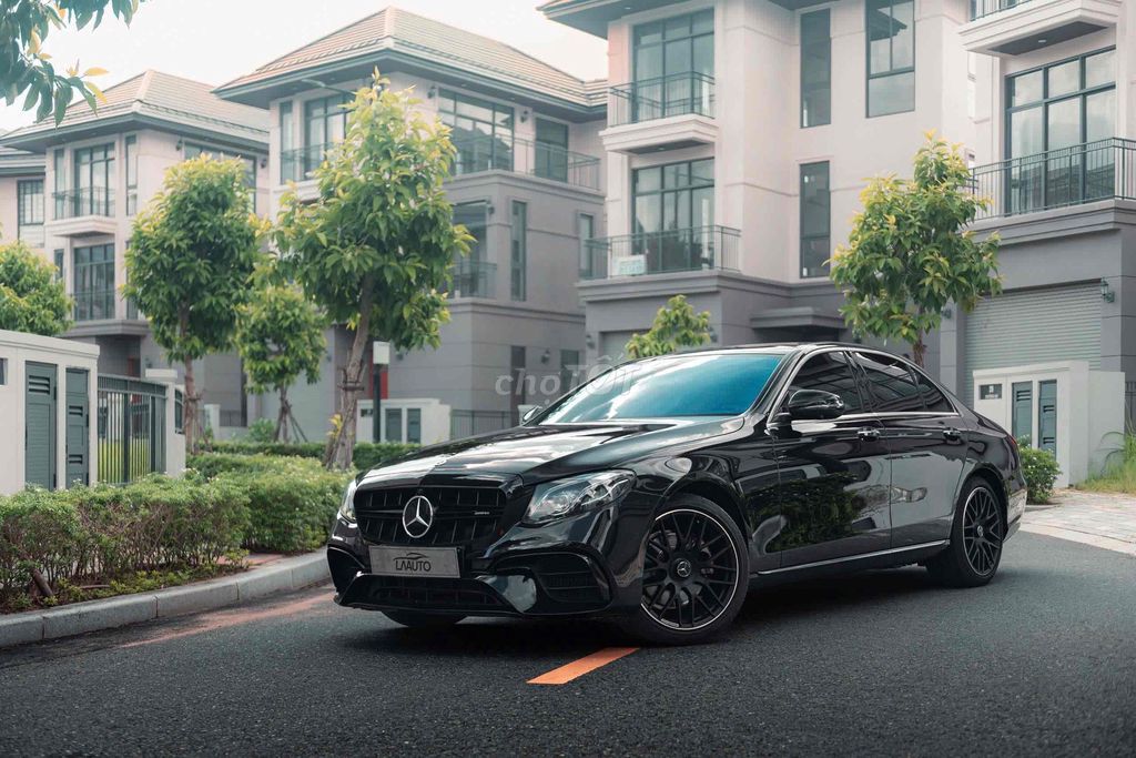 LONG ANH AUTO về Mercedes E200 Sport 2019 Limited. Mua bán Ô tô tại Quận 7 Tp Hồ Chí Minh được đăng bởi LongAnh AuTo  hình 2