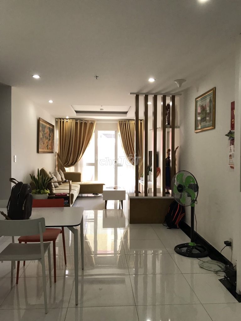 Cần bán căn hộ chung cư Giai Việt 82m2 2phòng NTDD SHR