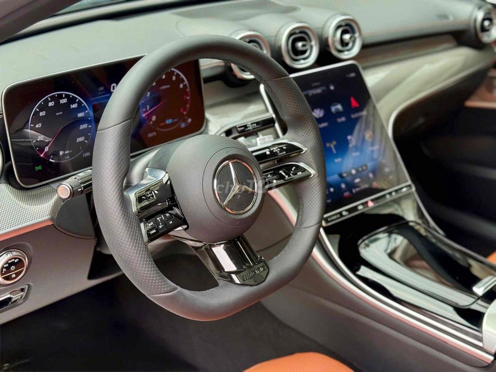 Mercedes Benz C300 AMG bản nhập khẩu 2022. Mua bán Ô tô tại Quận 8 Tp Hồ Chí Minh được đăng bởi Khoa nguyễn hình 10
