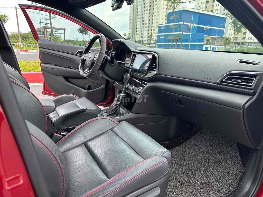 Elantra 2019 Sport 1.6 AT full bảo dưỡng hãng. Mua bán Ô tô tại Quận 12 Tp Hồ Chí Minh được đăng bởi Quốc Bùi xe đã qua sử dụng hình 9