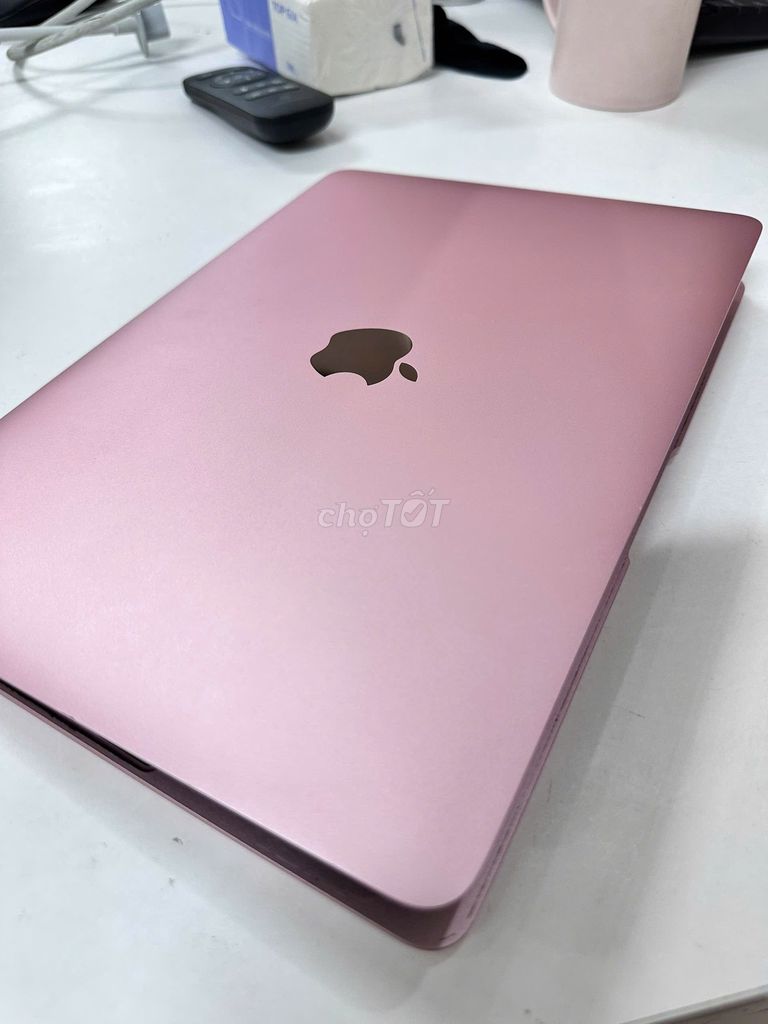 Apple MacBook 2017 8GB/256GB Hồng. Mua bán Laptop tại Quận Thanh Xuân Hà Nội được đăng bởi Mai Linh hình 1
