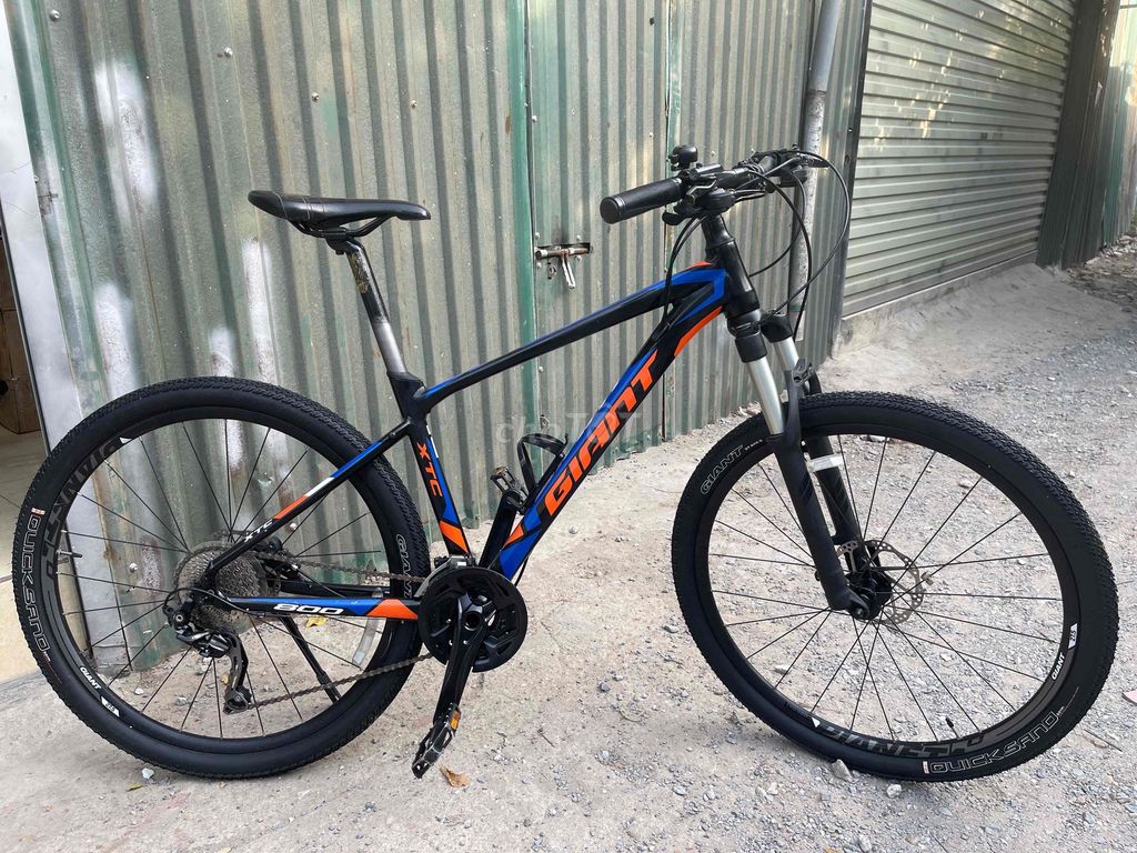 Xe đạp địa hình Giant XTC 800 Nhôm. Mua bán Xe đạp tại Quận Thanh Xuân Hà Nội được đăng bởi Sơn Lâm Bike 30 Ngõ 345 Khương Trung HN hình 1