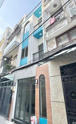 Аренда · 4 комн. · 38 м² · Quận 3, ул. Nguyễn Đình Chiểu