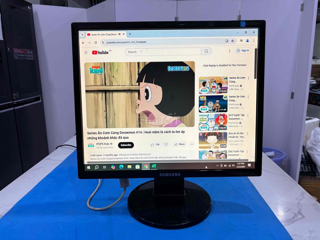 màn hình Samsung 19inch vuông