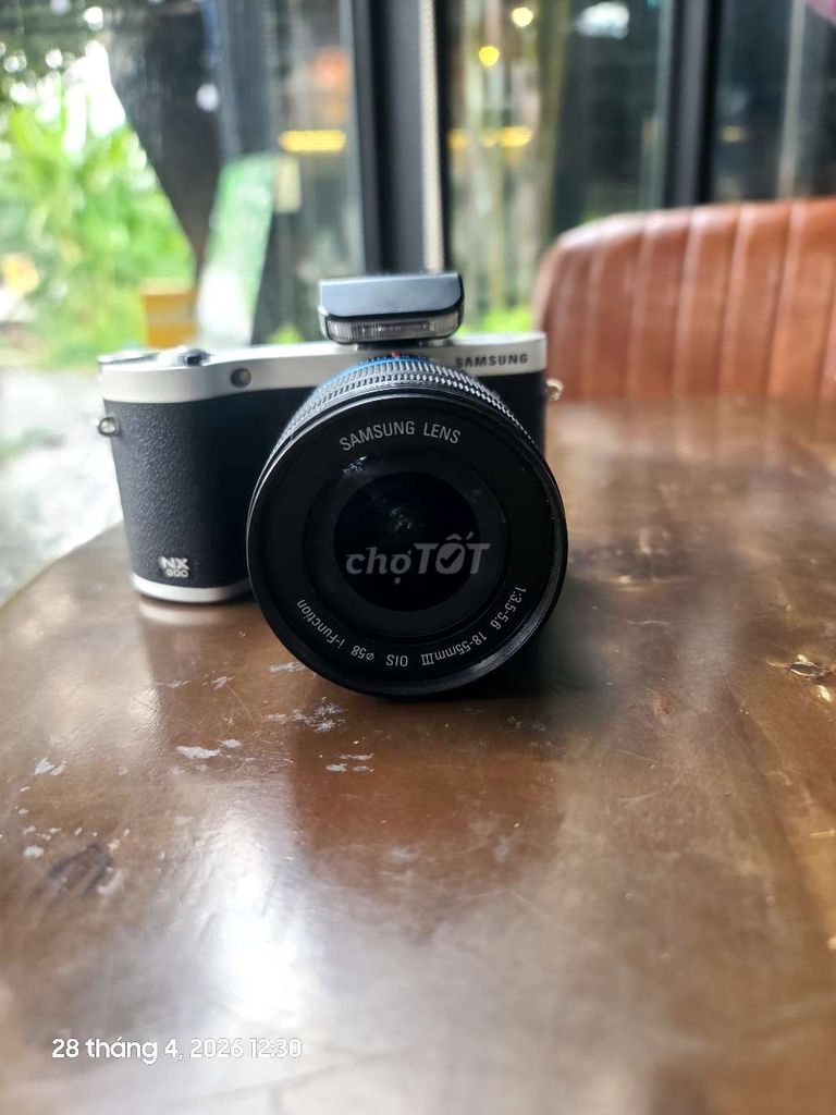 Máy ảnh Samsung NX300 Đen. Mua bán Máy ảnh, Máy quay tại Huyện Phù Cát Bình Định được đăng bởi Vỹ Nguyen hình 1