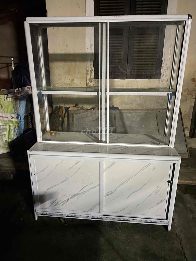 Tủ trưng bày Nhôm Kính Trắng. Mua bán Tủ, kệ gia đình tại Thành phố Huế Thừa Thiên Huế được đăng bởi Ngọc tuấn Hoàng hình 1