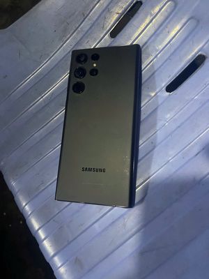 Samsung S22 Ultra 5G 12/256 GB đen bản Hàn (1 sim). Mua bán Điện thoại tại Quận 7 Tp Hồ Chí Minh được đăng bởi Ka tiến