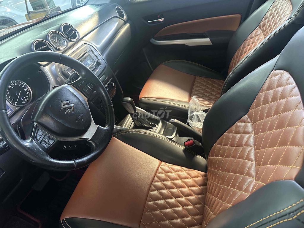 Suzuki Vitara 2016 1.6 AT - 132000 km. Mua bán Ô tô tại Thành phố Thủ Đức Tp Hồ Chí Minh được đăng bởi phi Hùng hình 2