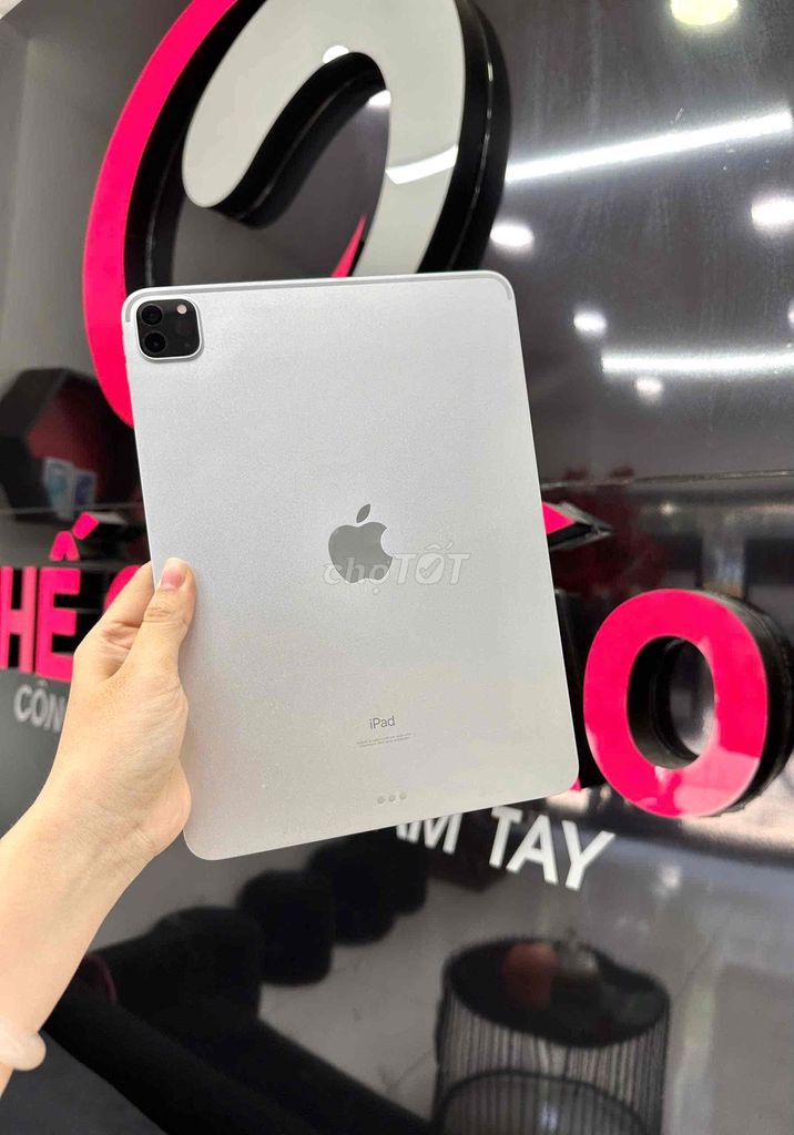 Apple iPad Pro M1 11 inch Wifi 256GB Bạc. Mua bán Máy tính bảng tại Quận 5 Tp Hồ Chí Minh được đăng bởi Thế Giới Táo hình 1