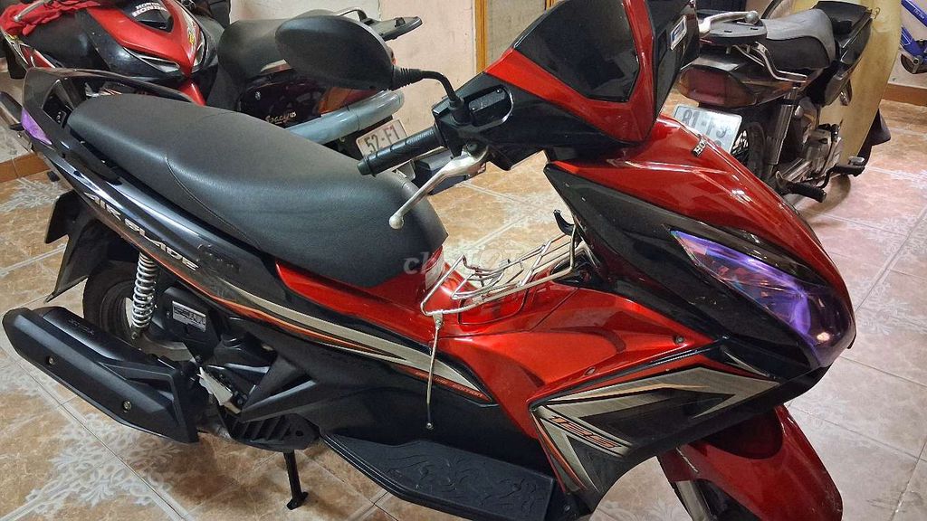 AIR LBADE 2013 ĐỎ ĐEN BS.SÀI GÒN. Mua bán Xe máy tại Quận 3 Tp Hồ Chí Minh được đăng bởi minh hình 5