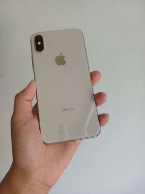 Iphone Xs trắng QT 64G nguyên rin, pin 100