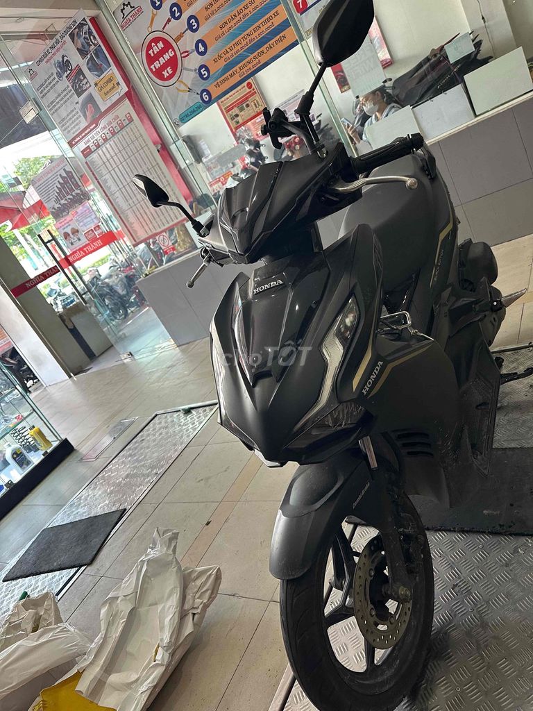 Xe cũ như mới, đi dưới 10,000km, giá thương lượng. Mua bán Xe máy tại Thành phố Thủ Dầu Một Bình Dương được đăng bởi chung a hình 2