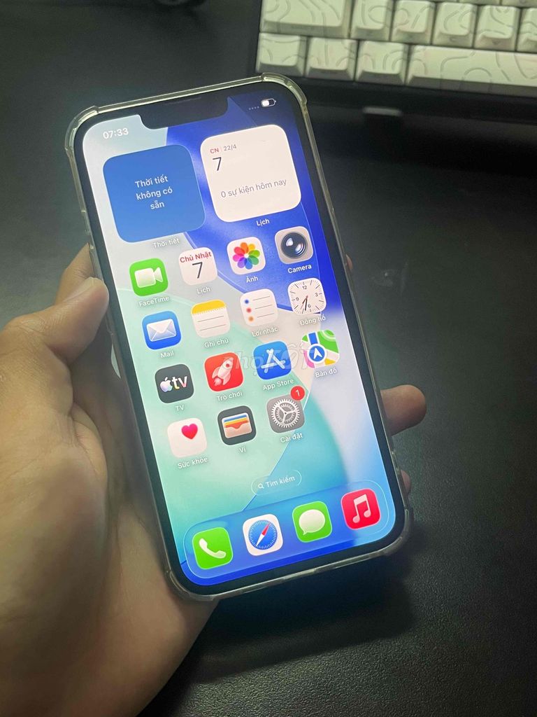 iPhone 13 128GB Đen. Mua bán Điện thoại tại Huyện Hóc Môn Tp Hồ Chí Minh được đăng bởi huy hình 1
