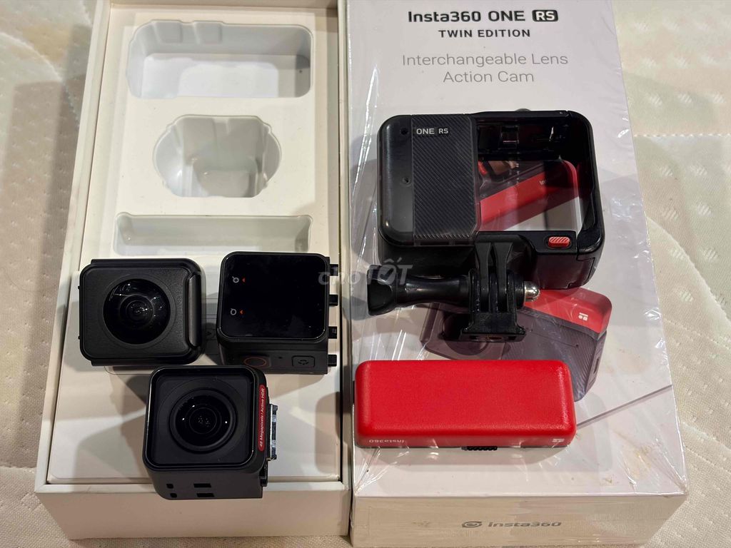 Máy quay hành động Insta360 ONE RS Đen, Đỏ Mới 99-. Mua bán Máy ảnh, Máy quay tại Quận Bình Thạnh Tp Hồ Chí Minh được đăng bởi kbui851 hình 1