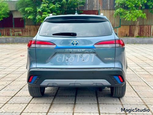 Toyota Corolla Cross 1.8HV 2022 - 725 млн