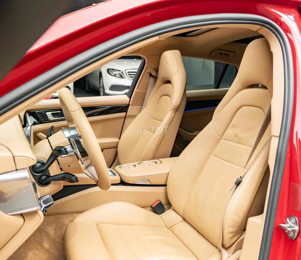 LONG ANH AUTO về Porsche Panamera model 2018. Mua bán Ô tô tại Quận 7 Tp Hồ Chí Minh được đăng bởi LongAnh AuTo  hình 7