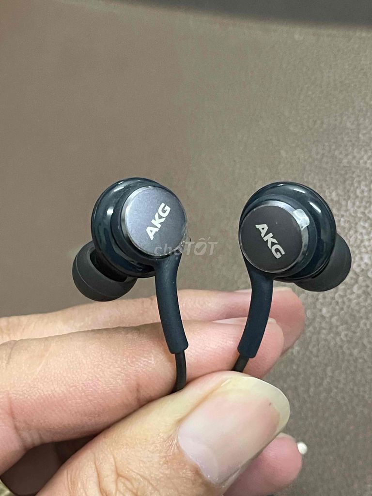Tai nghe Samsung AKG zin Máy. Mua bán Tivi, Âm thanh tại Quận Tân Phú Tp Hồ Chí Minh được đăng bởi Trịnh Nguyên  hình 1