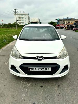 Hyundai i10 màu Trắng