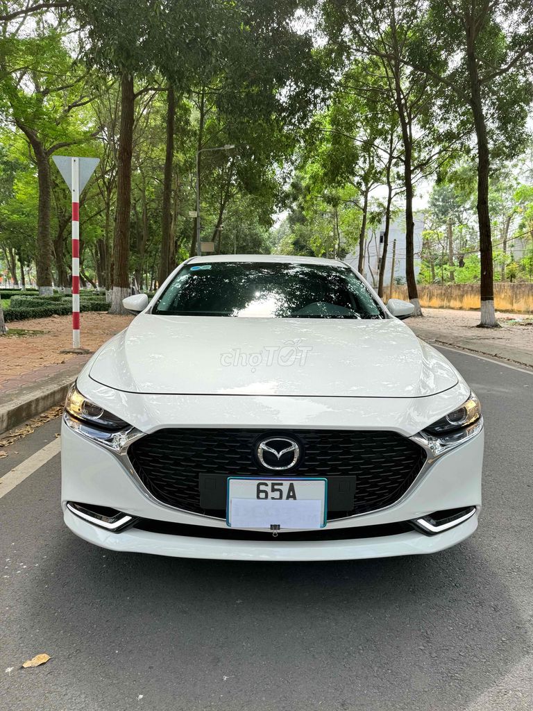 Mazda 3 Luxury 2022 - 17.000km (Siêu Mới)