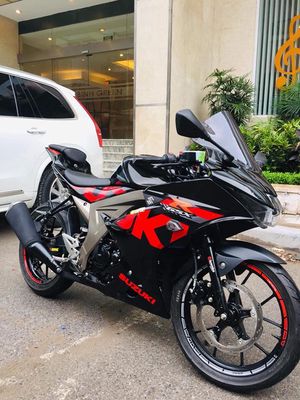 chào bán Suzuki GSX R150