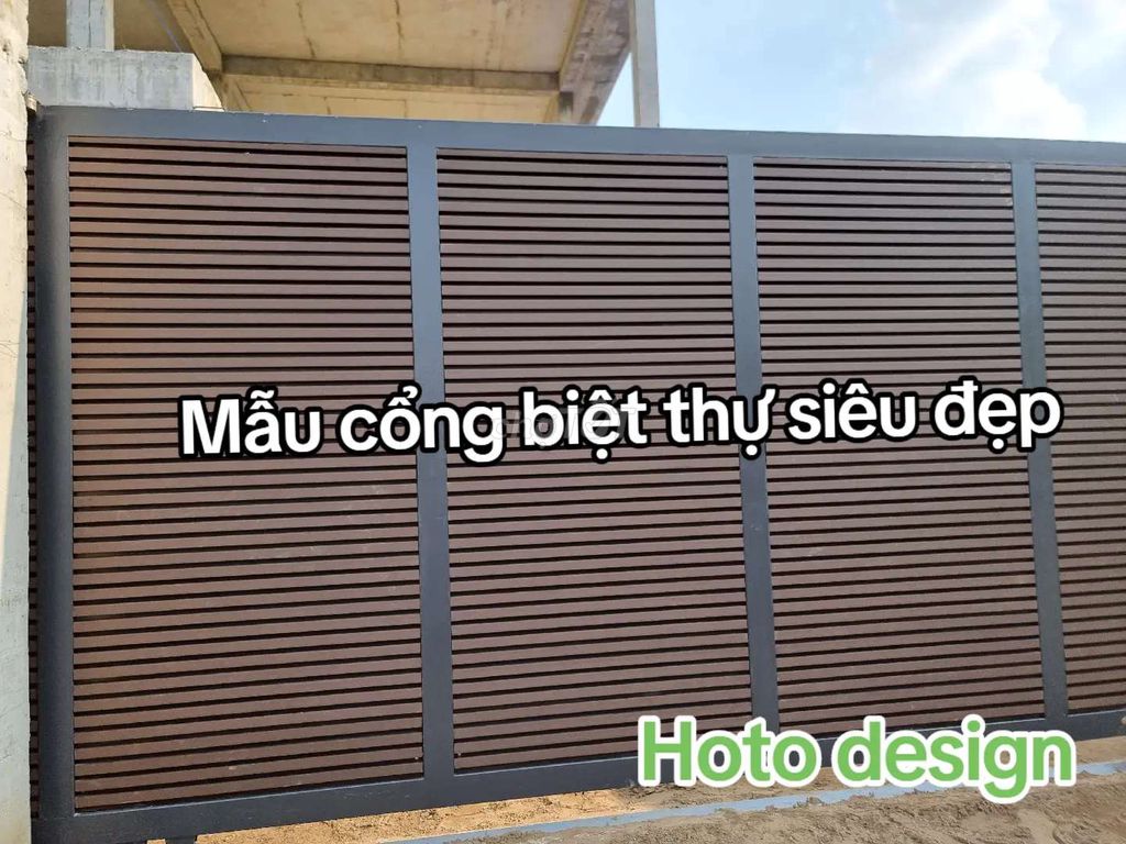 Ốp cổng biệt thự bằng tấm lam sóng ngoài trời