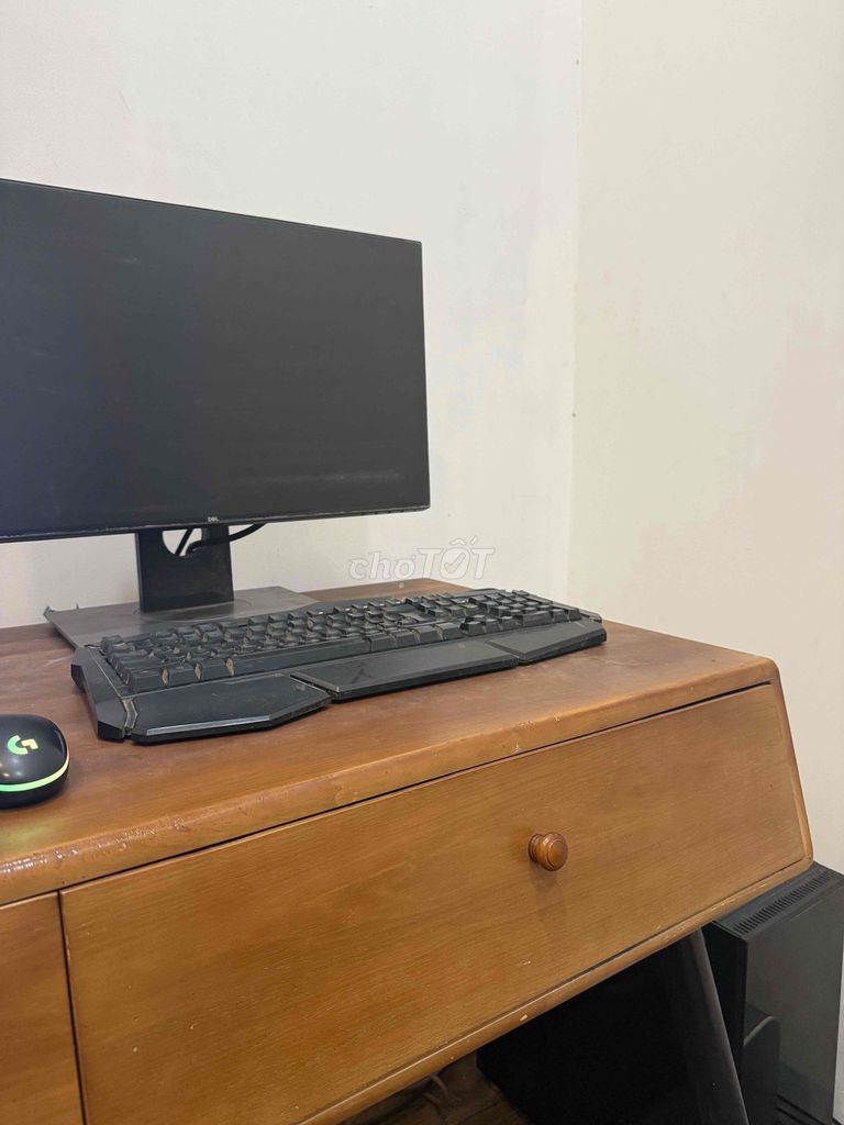 Máy tính để bàn i5 8400 8GB/240GB. Mua bán Máy tính để bàn tại Quận Hải Châu Đà Nẵng được đăng bởi Ngoc Huynh hình 1