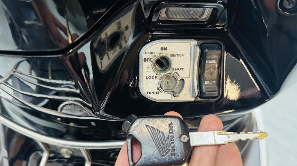 Honda AirBlade 125cc Trắng xám - BSTP. Mua bán Xe máy tại Quận Tân Phú Tp Hồ Chí Minh được đăng bởi Phan Văn Thức  hình 9