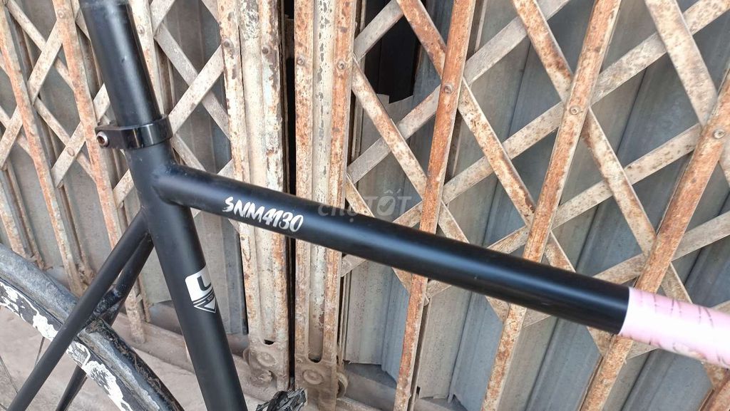 Xe đạp Tsunami SNM4130 Fixed Gear Đen. Mua bán Xe đạp tại Quận Hoàng Mai Hà Nội được đăng bởi Long Bình hình 3