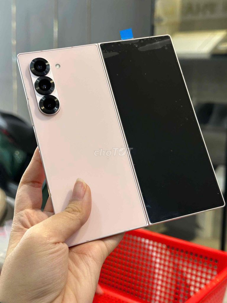 Samsung Galaxy Z Fold6 256GB Hồng VN/A 99% CBH. Mua bán Điện thoại tại Quận 8 Tp Hồ Chí Minh được đăng bởi CA REM BÁN TÁO hình 1
