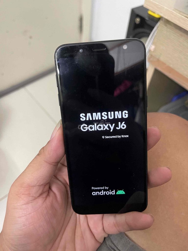 samsung J6 2018 2sim ram 3gb rom 32gb bà dì cho