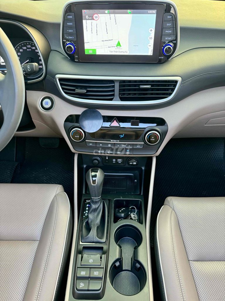 Hyundai Tucson 2019 2.0L Đặc biệt - 68000 km. Mua bán Ô tô tại Quận Cẩm Lệ Đà Nẵng được đăng bởi nguyễn văn khoa hình 10