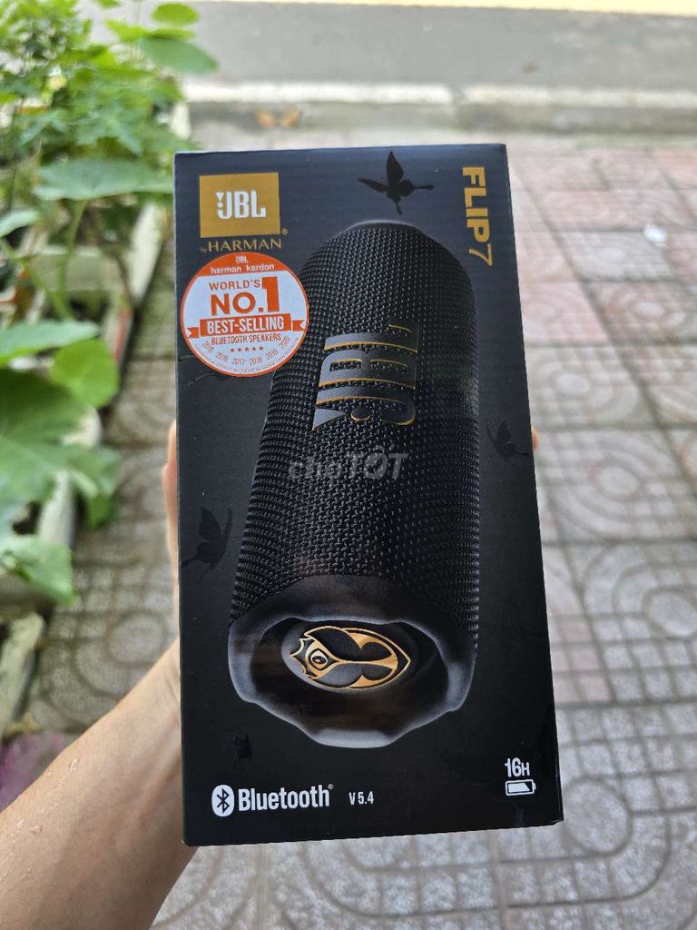 Loa Bluetooth JBL Flip 7 Tomorrowland . Mua bán Tivi, Âm thanh tại Thành phố Thủ Dầu Một Bình Dương được đăng bởi tài vip hình 1