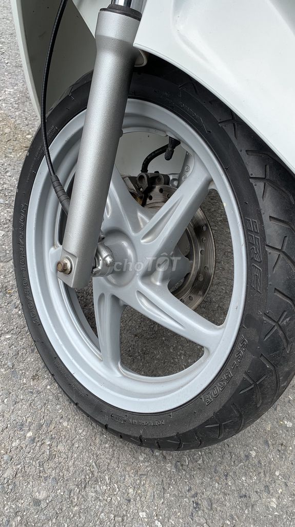 Sh nhập ý.máy zin,hồ sơ cầm tay.ít sd. Mua bán Xe máy tại Quận Kiến An Hải Phòng được đăng bởi Tuan hình 5