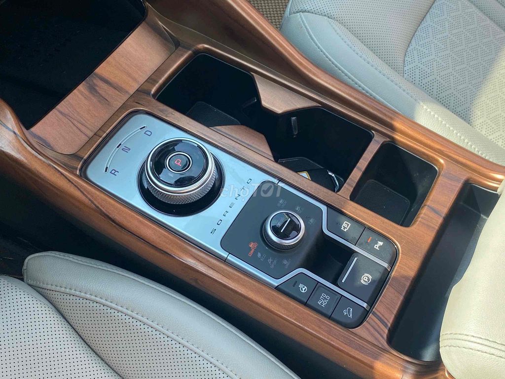 KIA SORENTO FULL DẦU 7C SIÊU CHẤT T12/21. Mua bán Ô tô tại Quận Long Biên Hà Nội được đăng bởi DUONGMINH AUTO  hình 7